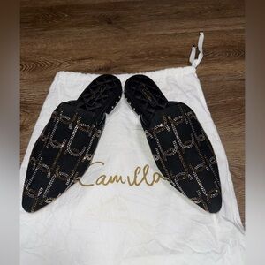 Camilla shoes size 37 (size 7us) new